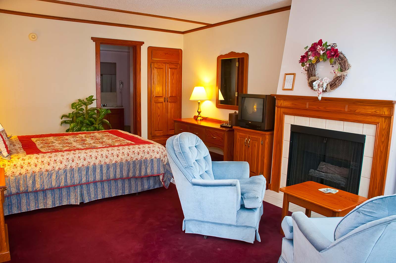 Bavarian Inn Lodge Standard Queen Room