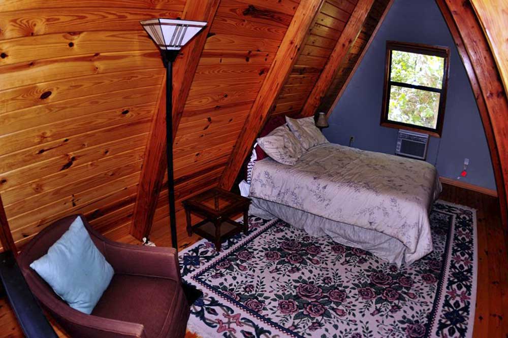 Cabins Kingfisher Loft Bedroom